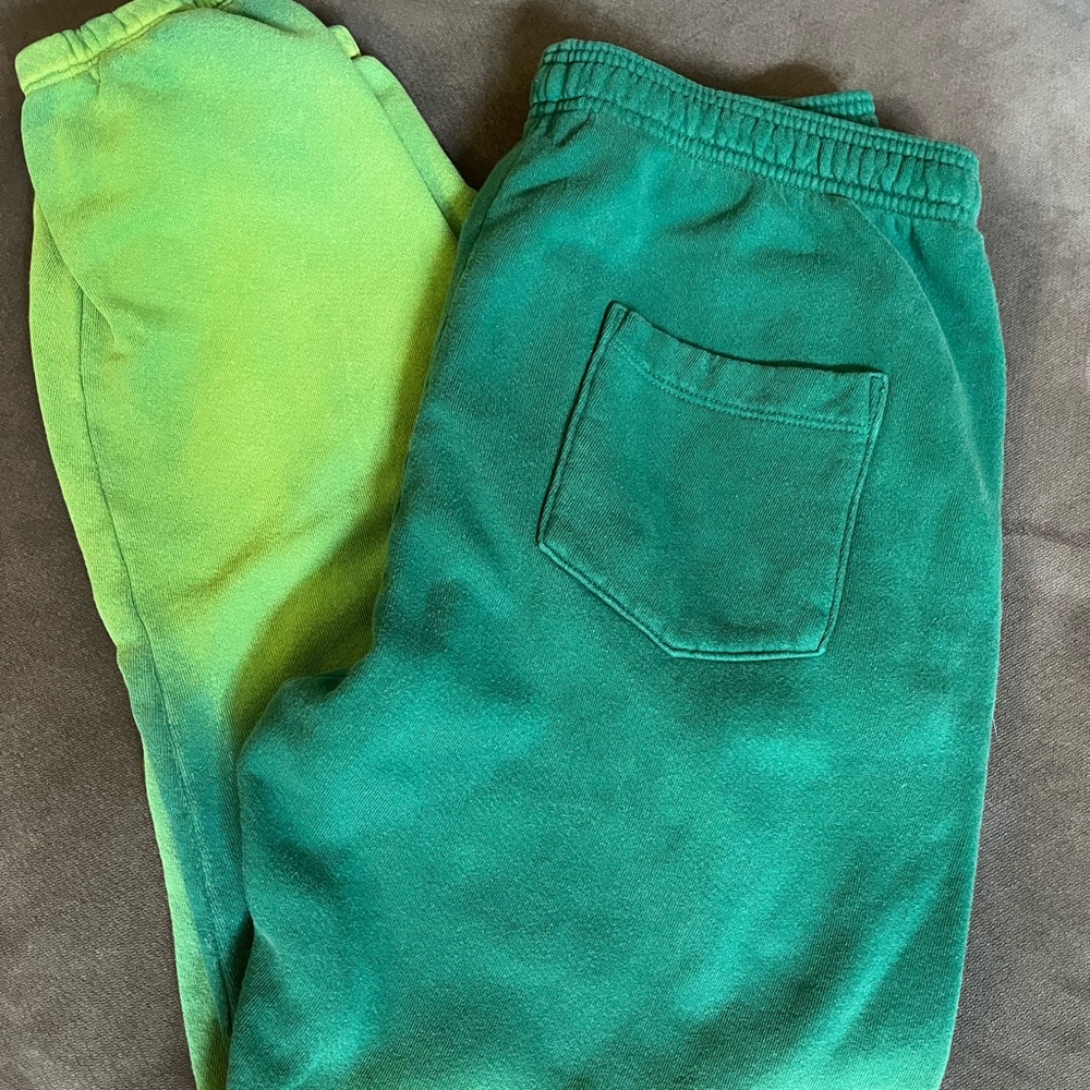 Sundry womens Two-Tone Green Joggers. Brand new condition never worn.